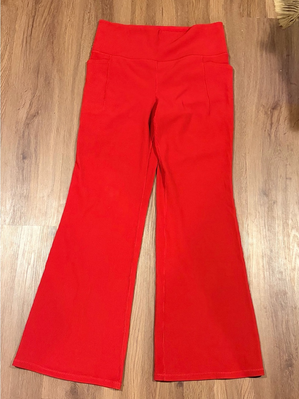 Athletes Ribbed High-Waist Red Flared Yoga Pants